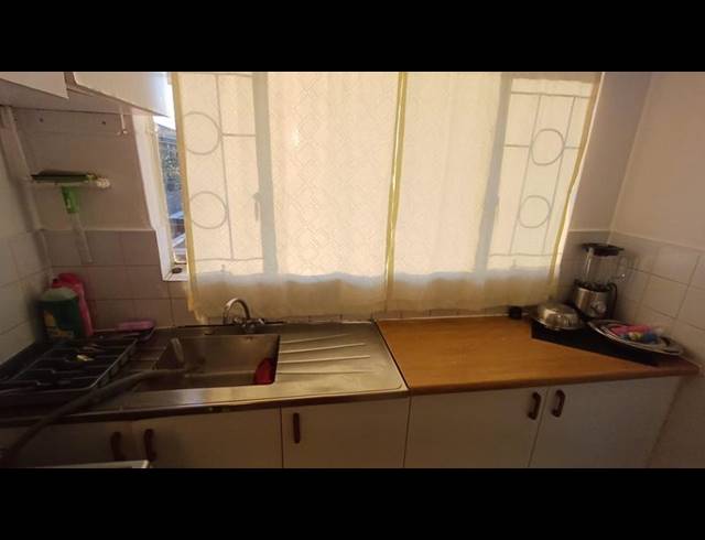 2 BEDROOM APARTMENT FOR SALE IN MALVERN